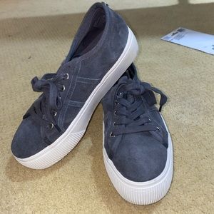 Steve Madden platform sneakers
